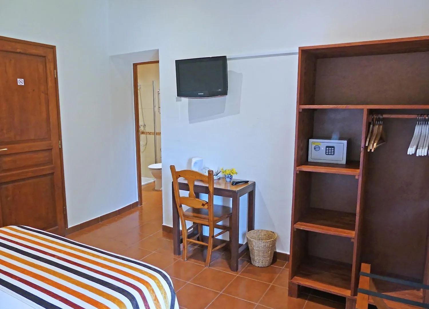 Hotel & Golf Ca La Caputxeta Country house